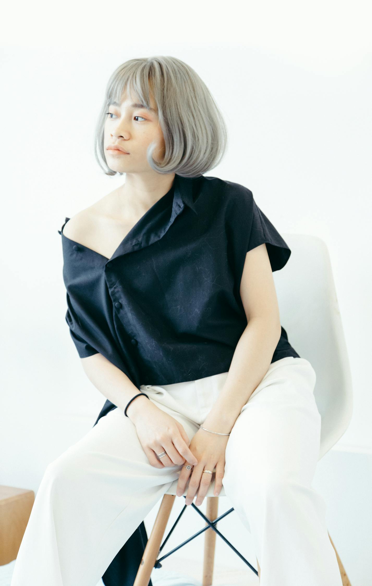 90年代時(shí)尚魅力探索，潮流搭配與影響