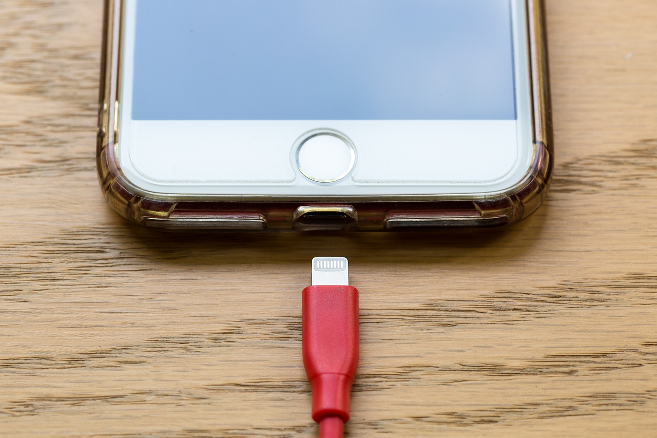 寶馬App智能控制充電，科技駕駛的未來融合之路