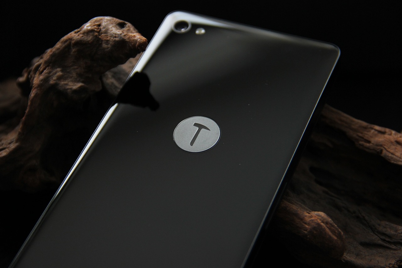 T1手機(jī)系列的多彩探索，引人注目的顏色魅力